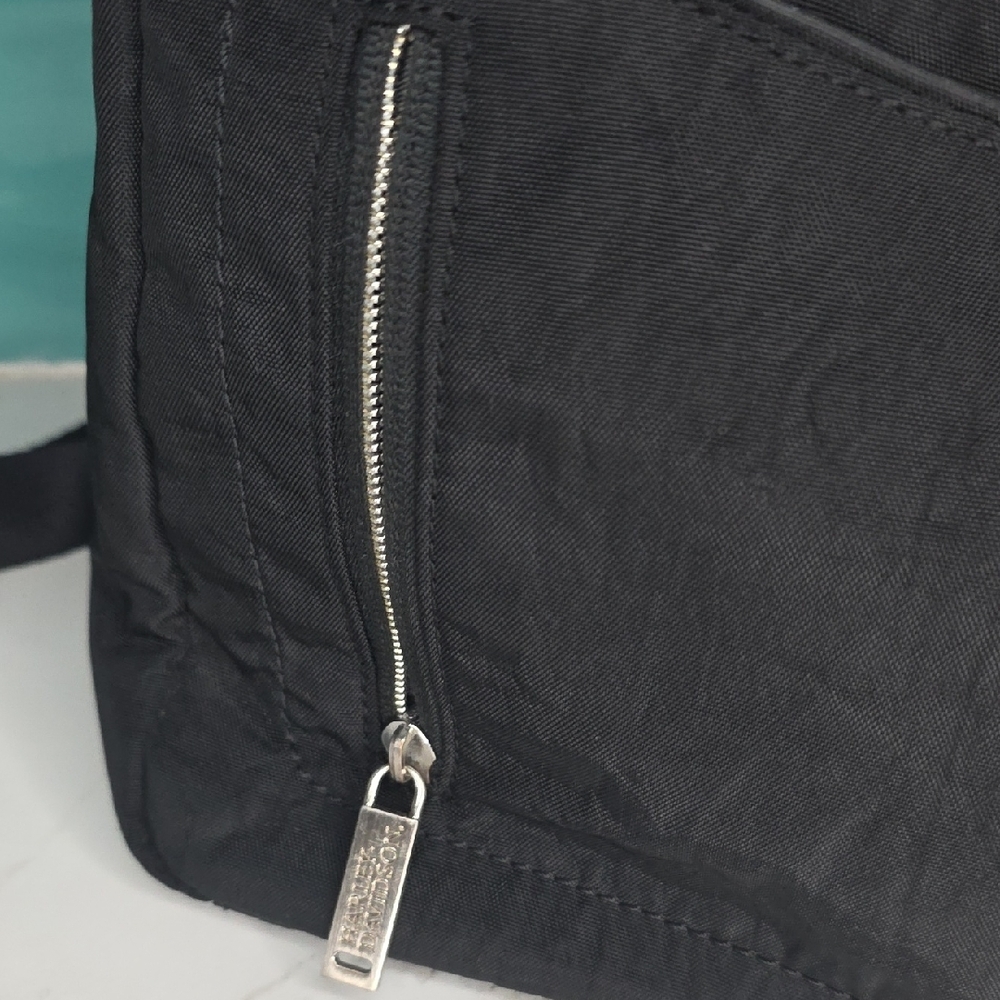 Harley-Davidson Black Nylon Messenger Bag with Silver Hardware - Picture 5 of 15